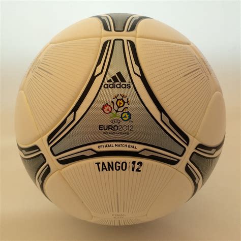 Adidas Tango 12 Final Match Omb Matchballseu