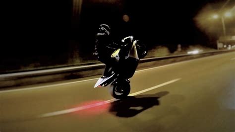 Yamaha R1 Wheelies Night Ride Wfriends Youtube