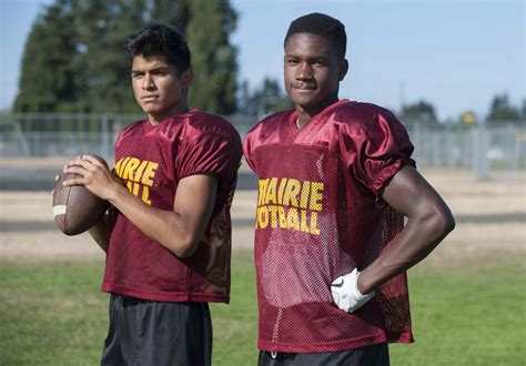 Prairie Football Falcons Are Gaining Experience The Columbian