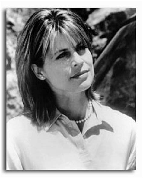 Ss3510455 Movie Picture Of Linda Hamilton Buy Celebrity Photos And