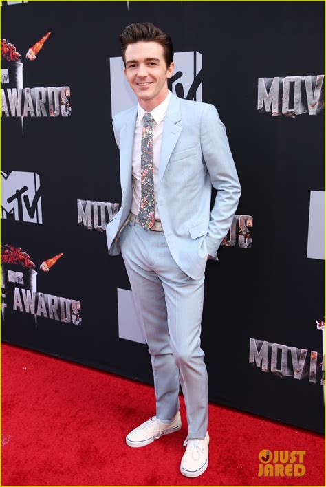 Jared drake bell's mugshot taken at the cuyahoga county jail is dated thursday, june 3. Drake Bell Goes Baby Blue for the MTV Movie Awards 2014 ...