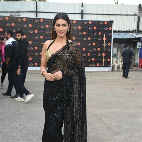 Kriti Sanon Begins Bhediya Promotions In A Black Glittery Saree