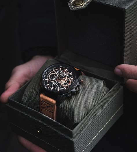 The Best Mens Chronograph Watches Under £200 £500 And £1000 Opumo