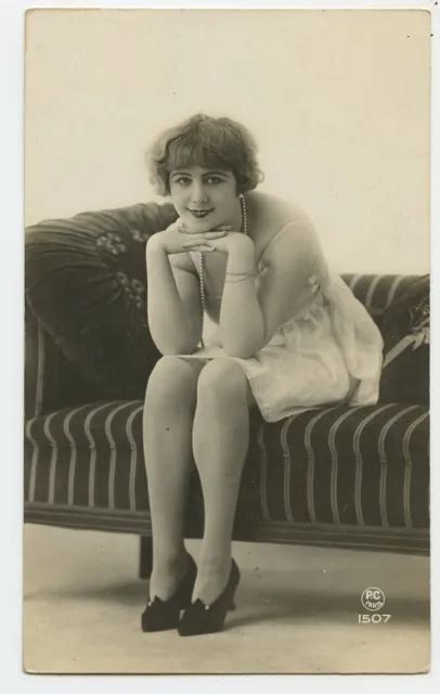 1920S FRENCH RISQUE Nude Super Cute LINGERIE FLAPPER Deco Photo
