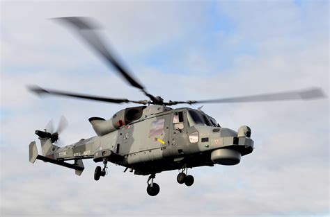 Uk Manned Unmanned Teaming For Lynx Wildcat Helicopter