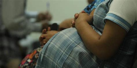 Gobierno Prende Alerta Por Embarazo Adolescente Hay Mil Cada Día