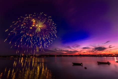 Fireworks At Sunset Canada Day In New Brunswick Alec Hickman Flickr