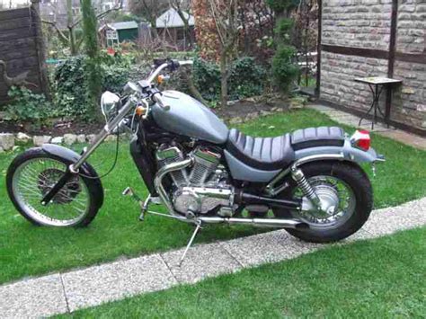 Since the chopper/bobber phenomenon was born out of warfare, it makes sense that they'd be useful in such uncertain scenarios. Suzuki VS 800 Intruder AME Chopper Projekt - Bestes ...