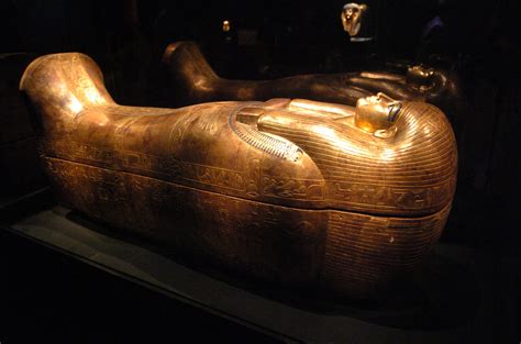 Sarc Fago De Tutankhamon Foi Descoberto H Anos No Egito Observador