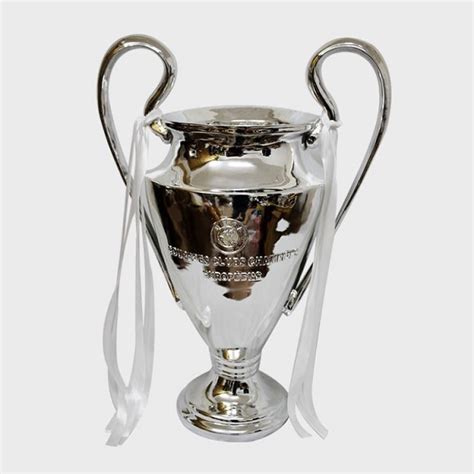 Replica Official Uefa Champions League Trophy European Club Game T
