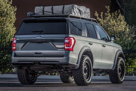 2018 Ford Expedition By Lge Cts Motorsports Rear Shot Fordsema