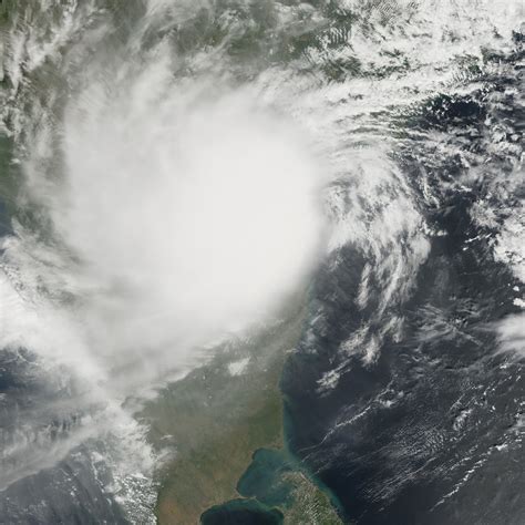 Tropical Cyclone 04b 05