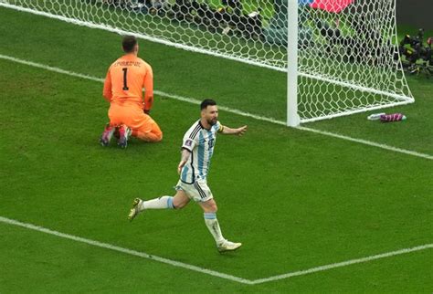 Lionel Messi Inspires Argentina Into World Cup Final Oxford Mail