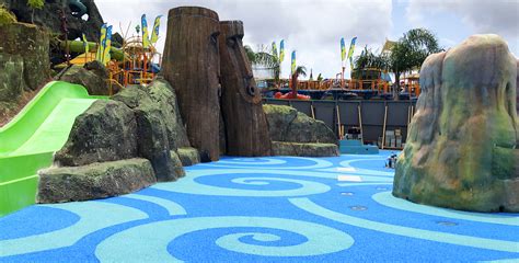 Water Flecks Safety Surfacing For Splash Pads And Water Parks Installed