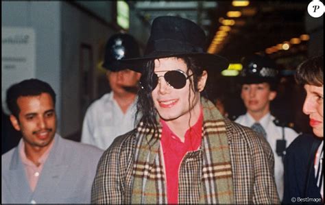 Michael Jackson à Londres Le 8 Octobre 1992 Purepeople