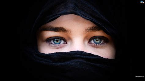 Blue Eyes Women Black Blue Muslim Wallpapers Hd Desktop