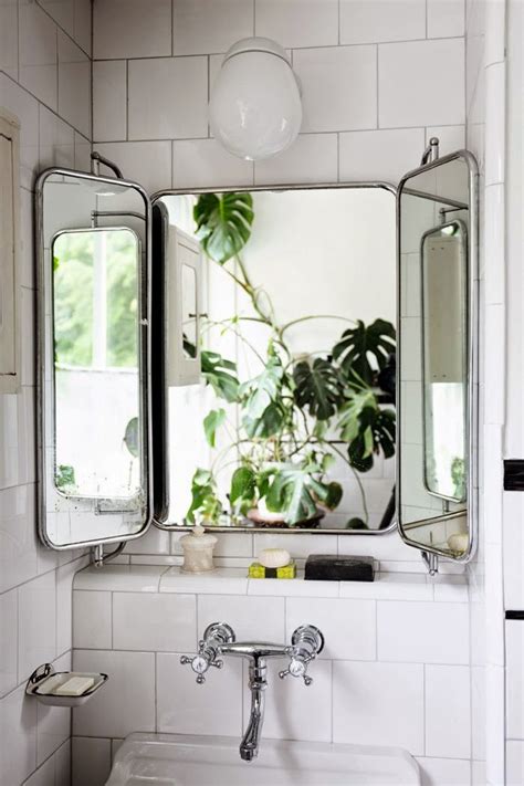 If you want to create a bohemian decor in your bathroom, you will have to take into account the tiling and you will see that it will prove. Moon to Moon: Creating a Relaxing Bohemian Bathroom