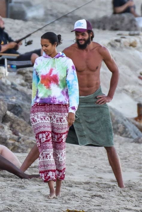 Lais Ribeiro In A Full Colour Hoody Was Seen Out With Joakim Noah On The Beach In Malibu
