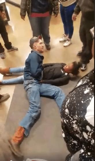 Kroger Security Guard Brutally Chokes And Body Slams 16 Year Old Black Girl