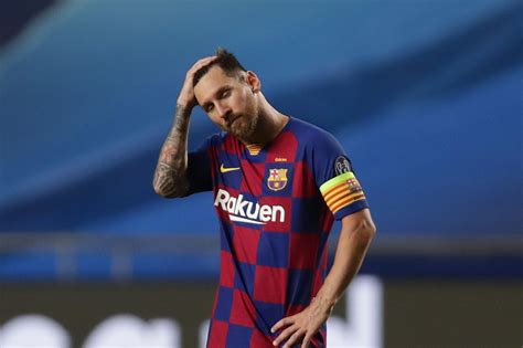 lionel messi tells barcelona he is leaving multiple reports barca blaugranes