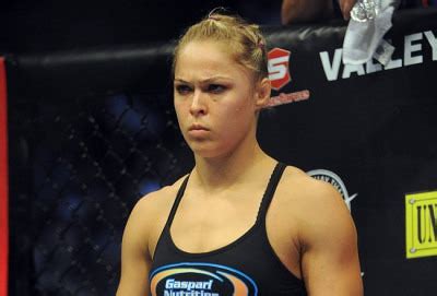 Rousey And Women In The Big Cage Fighting For Image Sylvie Von Duuglas Ittu Limbsus