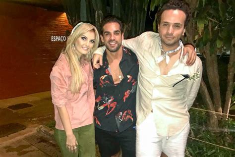 Isadora rodrigues uses letterboxd to share film reviews and lists. Arquiteto Clay Rodrigues comemora 29 anos com festa no jardim