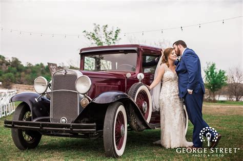Blog Tips For Styling A Vintage Themed Wedding