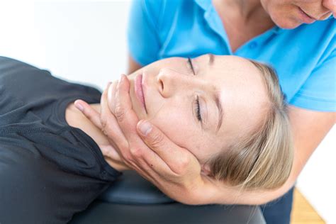 Manuelle Therapie (MT) und Orthopädische Manuelle Therapie (OMT