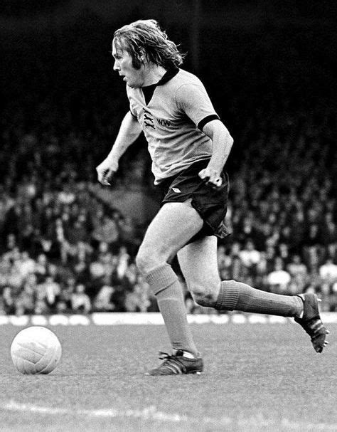 Dave Wagstaff Of Wolves In 1974 Running Sporty Sports