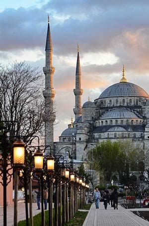 En turquie, l'actualité est marquée par. Découvrir les attraits touristiques de la Turquie | Caracolade - Blog Voyages