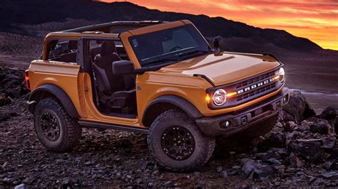 2021 Ford Bronco Choosing The Right Trim Autotrader