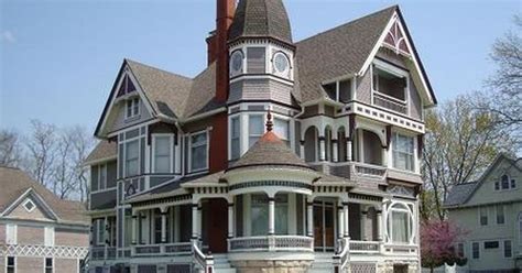 1896 Queen Anne Victorian House For Sale In Fairfield Iowa Designed