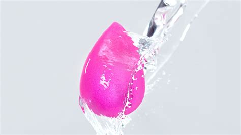 How To Use A Makeup Sponge A Step By Step Guide Beautyblender Blog