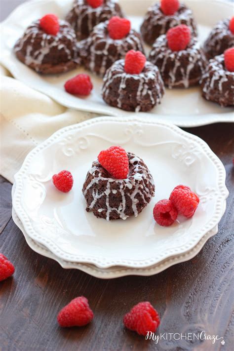 These gorgeously shaped cakes are guaranteed showstoppers whether you serve them if individual desserts are more up your alley, don't rule out bundts just yet. Mini Chocolate Bundt Cakes - My Kitchen Craze