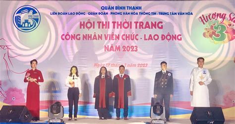 Tand Quận Bình Thạnh Mang Trang Phục áo Choàng Thẩm Phán đến Hội Thi Thời Trang