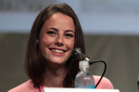 Piratas Del Caribe Ficha A Kaya Scodelario