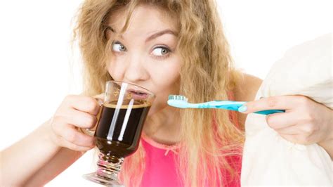 Zähneputzen Vor Oder Nach Dem Frühstück Das Sagen Experten Öko Test