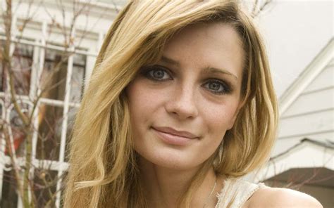 here s how hollywood actress mischa barton reacted on her stolen sex tape india tv