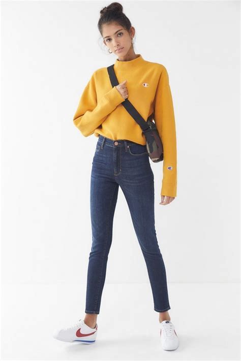 Download Champion Reverse Weave Mock-Neck Sweatshirt | Mock neck ...