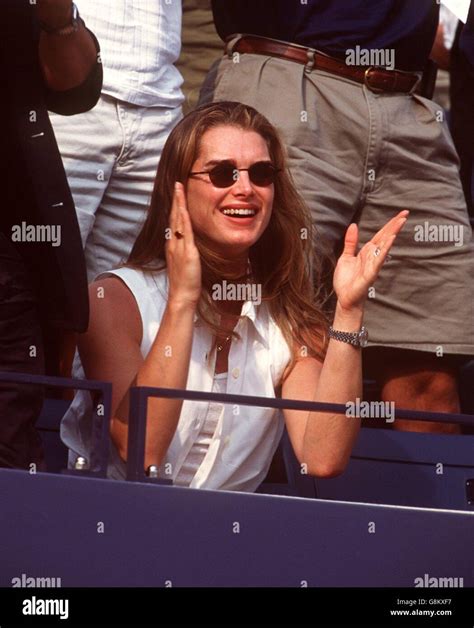Brooke Shields Tennis Hi Res Stock Photography And Images Alamy