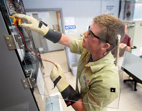 Why Electrician Trade Schools Are Great For Everyone