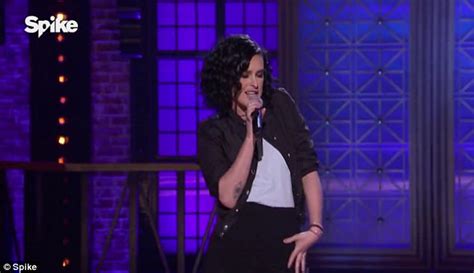 Rumer Willis Nails Hit Em Up Style In Lip Sync Battle Daily Mail Online