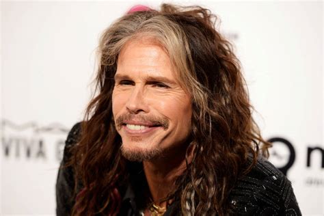 Ousado Vocalista Da Banda Aerosmith Posa Completamente Nu Aos 71 Anos E Causa Ao Mostrar Que