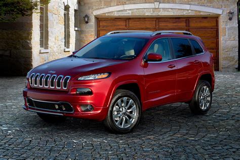 2020 Jeep Cherokee Review Trims Specs And Price Carbuzz