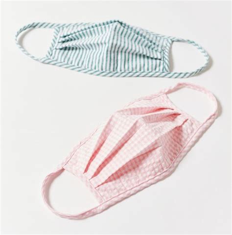 This diy outdoor sofa or lounge can be made with just 3 power tools. Wedding Face Masks Where to Buy | Complete Weddings