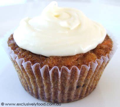 exclusively food carrot cupcakes  cream cheese icing recipe