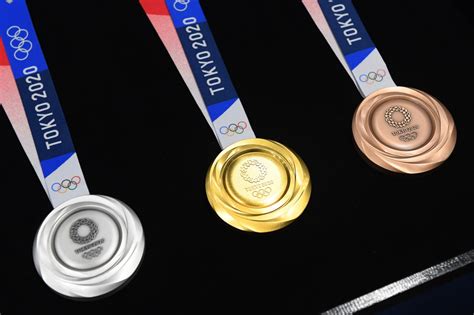 Tokyo Olympics Unveil Gold Silver Bronze Medals The Denver Post