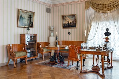 Russian Residential Interior Of The Late 18th — Early 20th Centuries