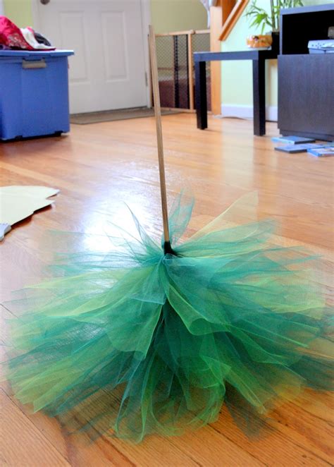 Dancin With A Dolly Diy Tulle Christmas Tree