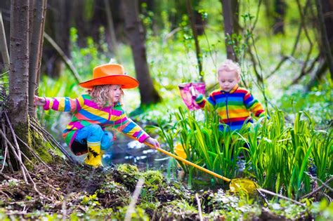 6 Classic Outdoor Activities for Children With Autism - Friendship ...